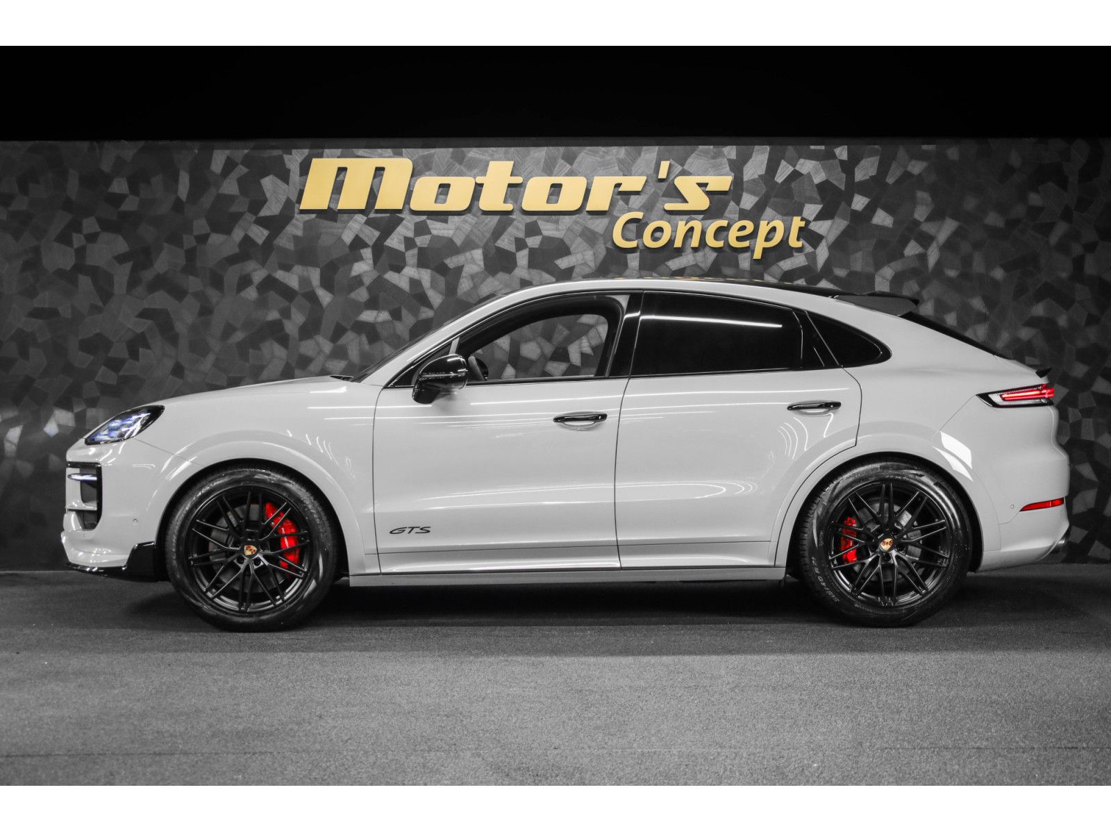 Porsche Cayenne GTS Coupé 4.0 V8 imagem 2