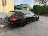 Mercedes-Benz E 63 AMG E 63 T AMG AMG - gebrauchte Mercedes-Benz E 63 AMG aus dem Jahr 2010