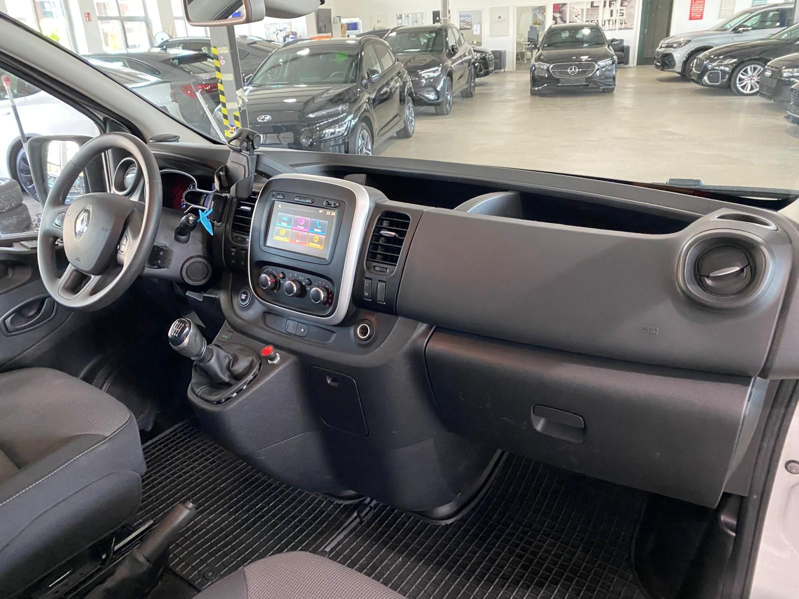 Fahrzeugabbildung Renault Trafic L1H1 2.0 dCi /Navi/Klima/2-Si/BOTT/SH/RFK