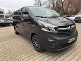 Opel Vivaro Biturbo CDTI Sitz9 behindertengerecht - Opel Vivaro aus 2016 mit Diesel-Antrieb: Kleinbus