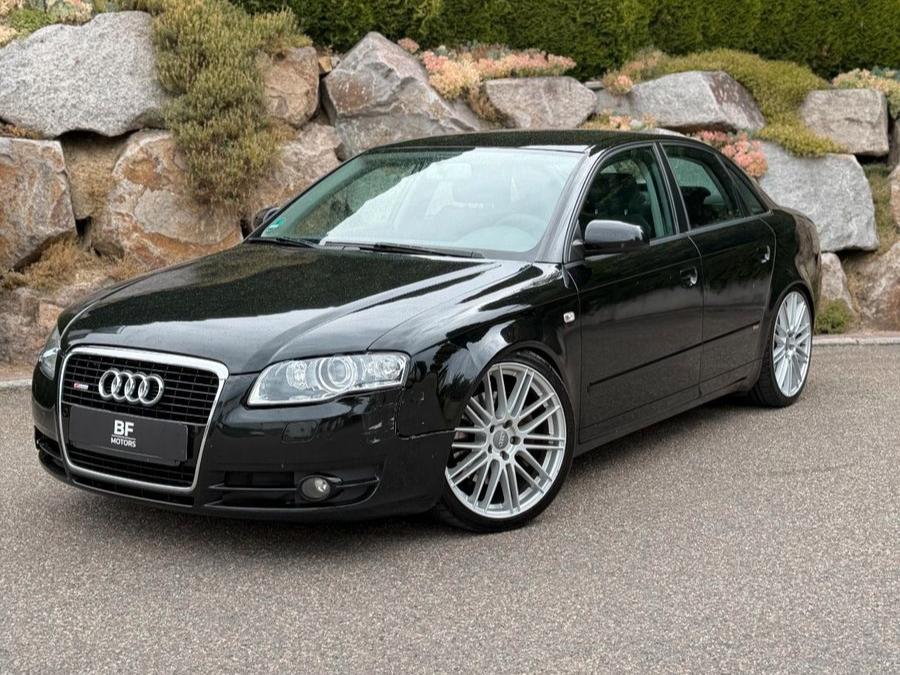 Audi A4 Lim. 3.0 TDI quattro S LINE SPORT PRO