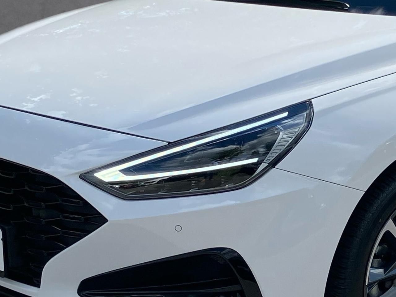 Fahrzeugabbildung Hyundai i30 ADVANTAGE LED*SHZ*LHZ*NAV*USB*CARPL