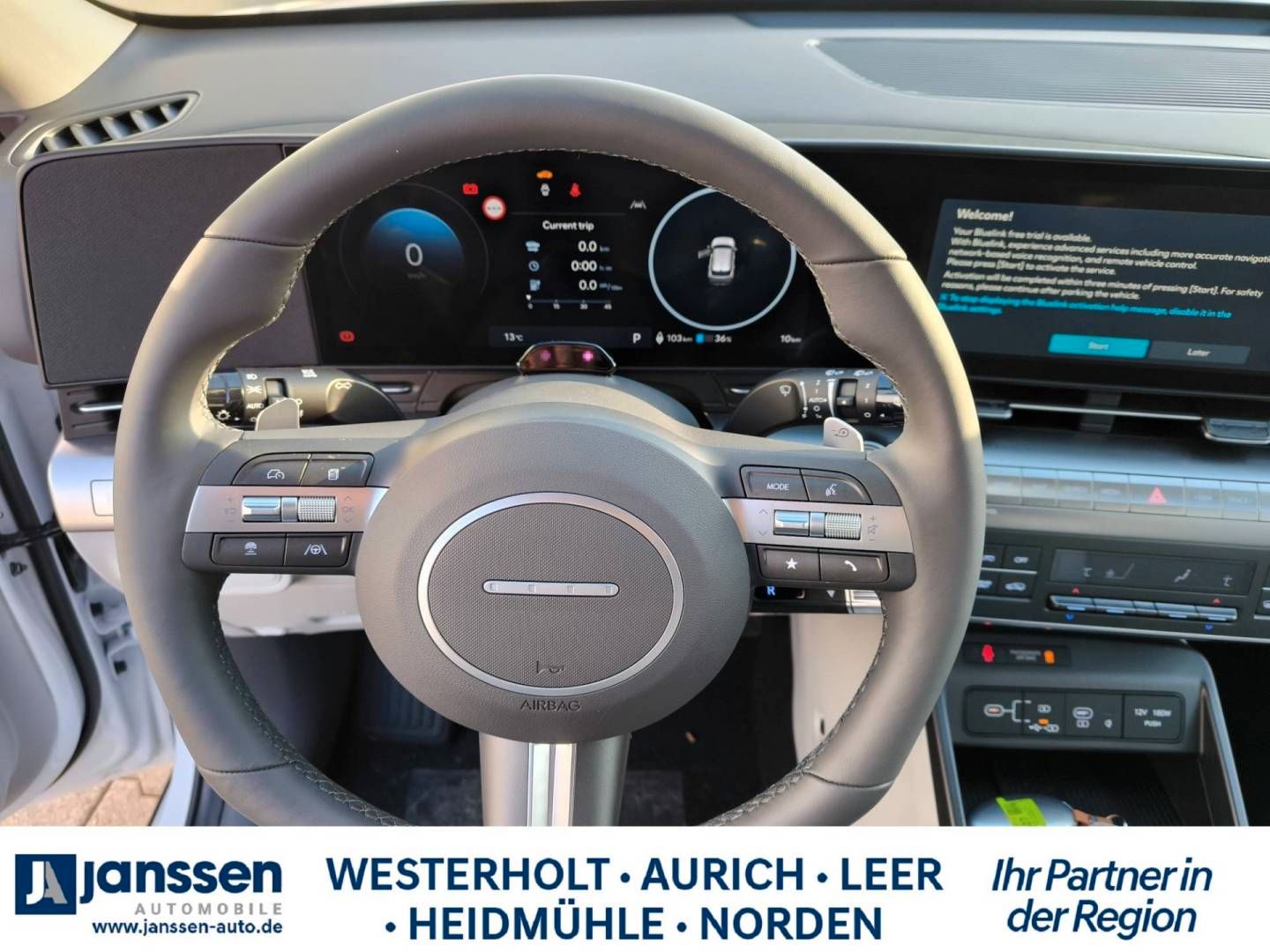Fahrzeugabbildung Hyundai KONA Elektro 49kWh Trend/Assistenz-Paket/Navi/36