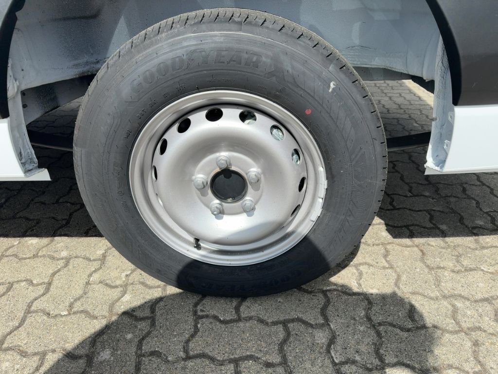 Nissan Interstar - Bild 8