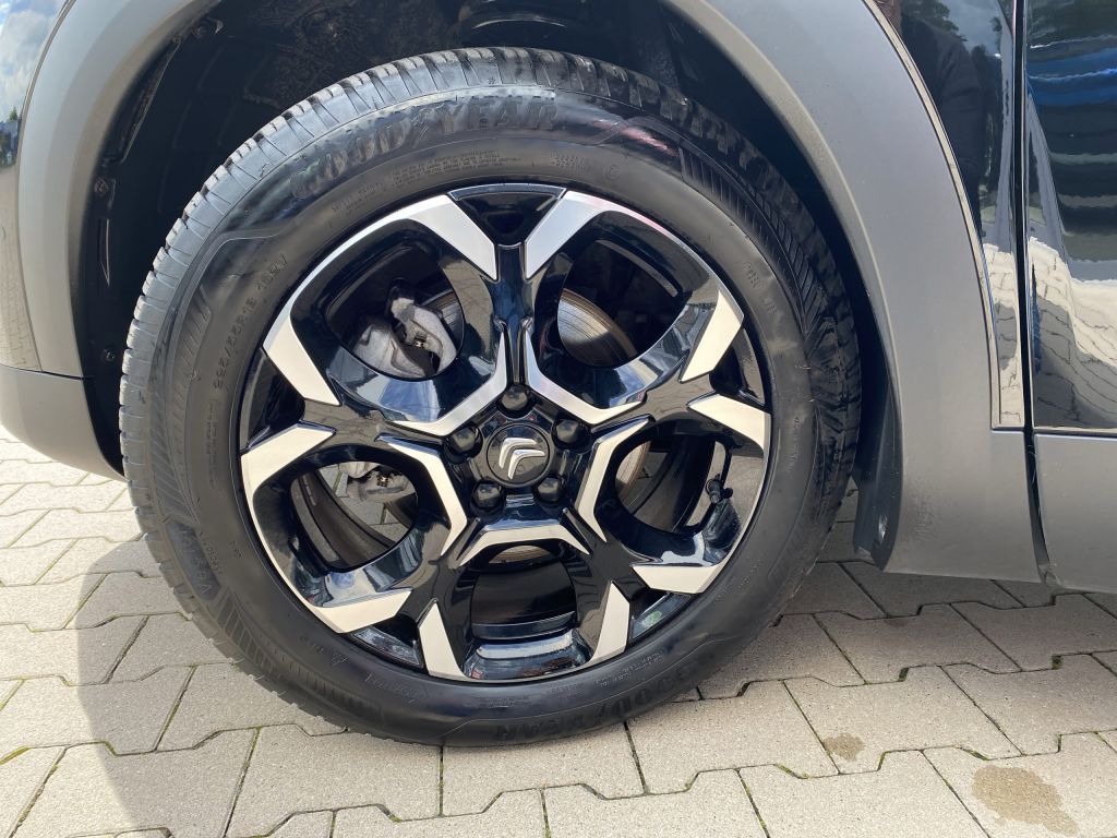 Fahrzeugabbildung Citroën C5 Aircross Hybrid 145 Automatik MAX *Allwetter*
