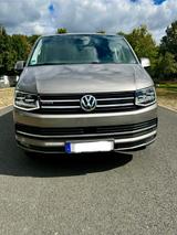 Volkswagen T6 Multivan Highline 2.0 TDI 4-Motion DSG +Voll+ - Volkswagen T6 Multivan mit Diesel-Antrieb: Beige, Alcantara