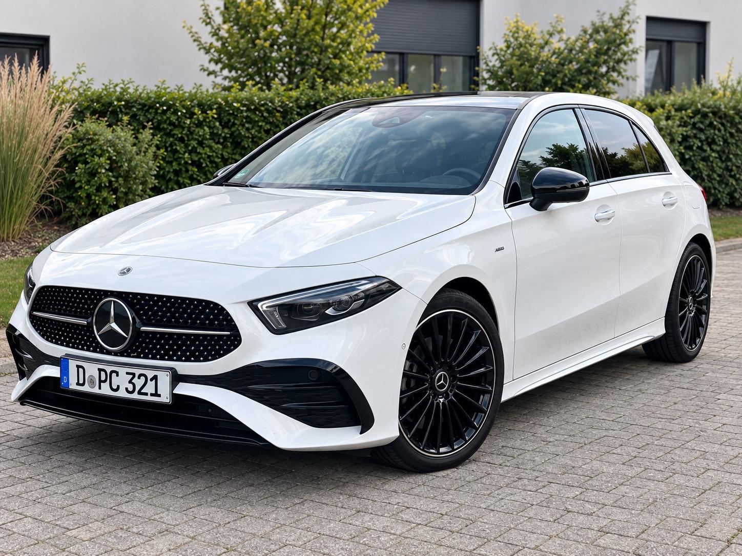 Mercedes-Benz A 250 e AMG Line PREMIUM Night MULTIBEAM 19