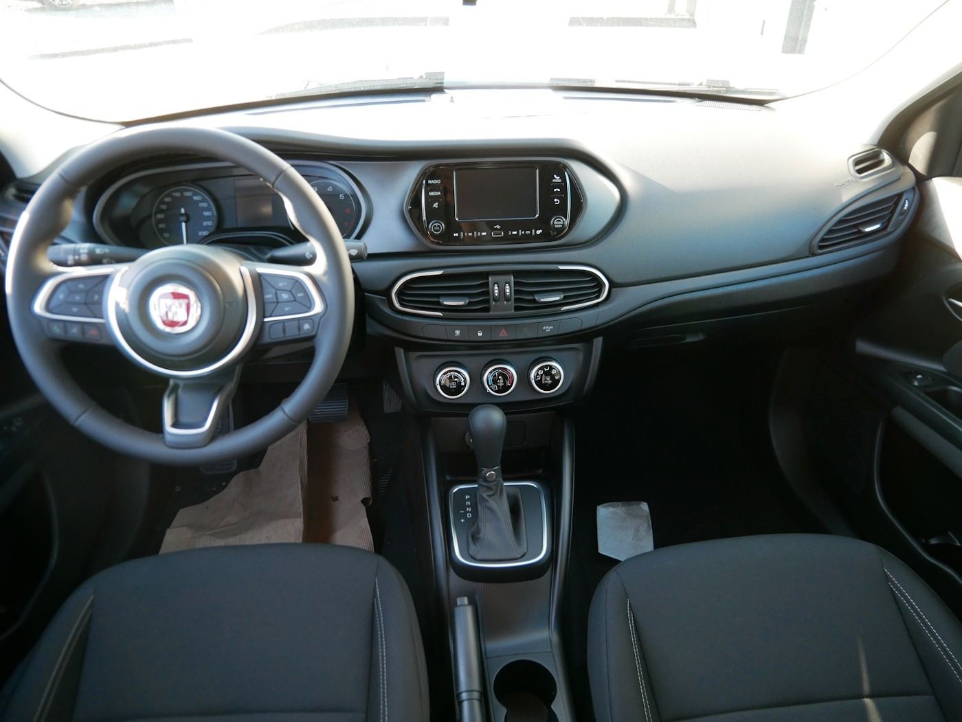 Fahrzeugabbildung Fiat Tipo Kombi 1.5 GSE Mild-Hybrid Life Autom. DAB