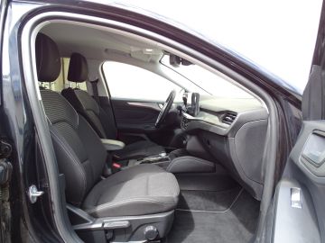 Ford Focus - 12