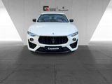 Maserati Levante SQ4 V6 GranSport Modelljahr 2021 Rosso - Maserati Levante in Berlin