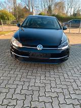 Volkswagen VW Golf 7 bj2018 sehr gepflegt Wenig gelau... - Volkswagen Golf: Bj
