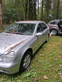 صورة 5 لـ 2004 Mercedes-BENZ C 180