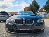 BMW 330i  Coupe  M  Technik  Xenon Leder Tempomat - BMW 330 mit Benzin-Antrieb: Coupe
