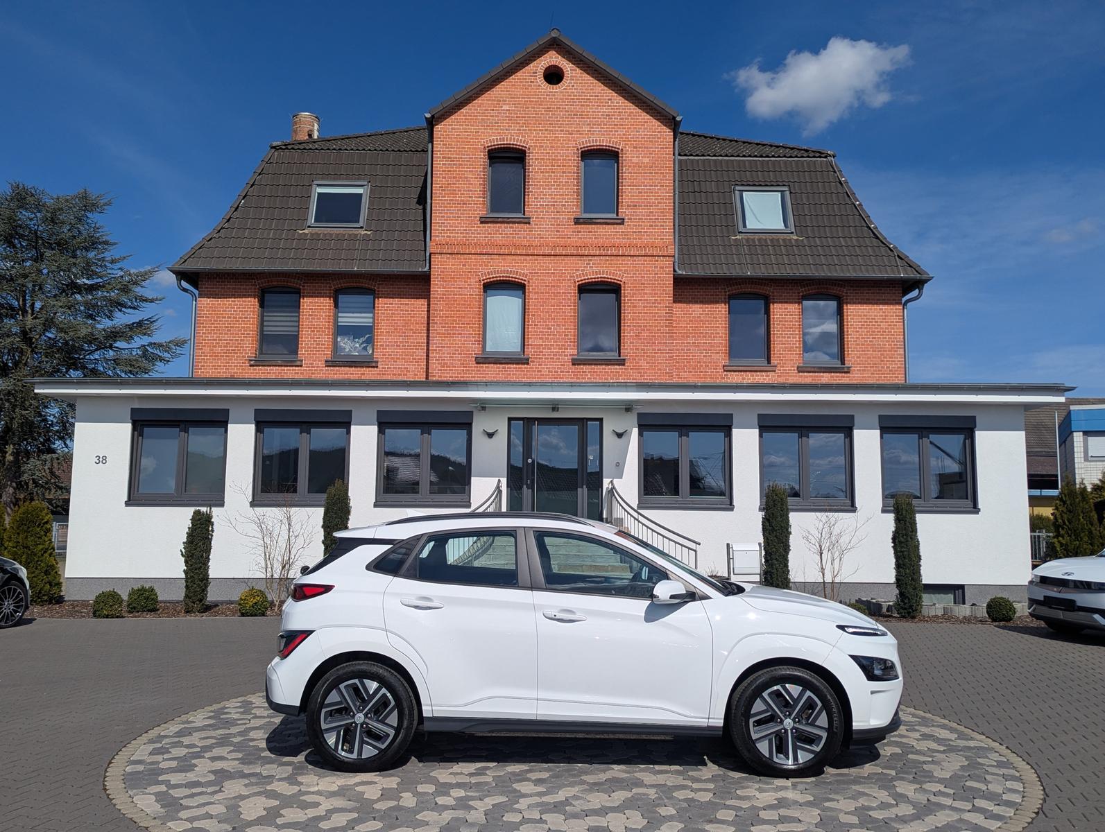Hyundai KONA Kona  Select ACC SHZ LHZ CAM Smart-Link