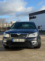 Skoda Octavia RS Combi / Motor Instands. bei 216516 km - Skoda Octavia aus 2012: RS