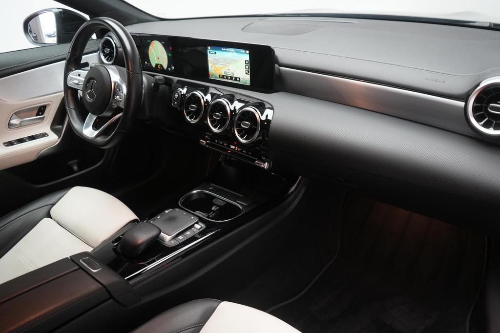 Mercedes-Benz CLA 220 Shooting Brake