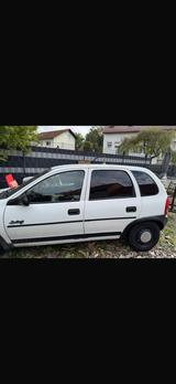 Opel Rentner Auto Corsa mit nur 86 tausend klm ... - gebrauchte Opel Corsa aus dem Jahr 1996