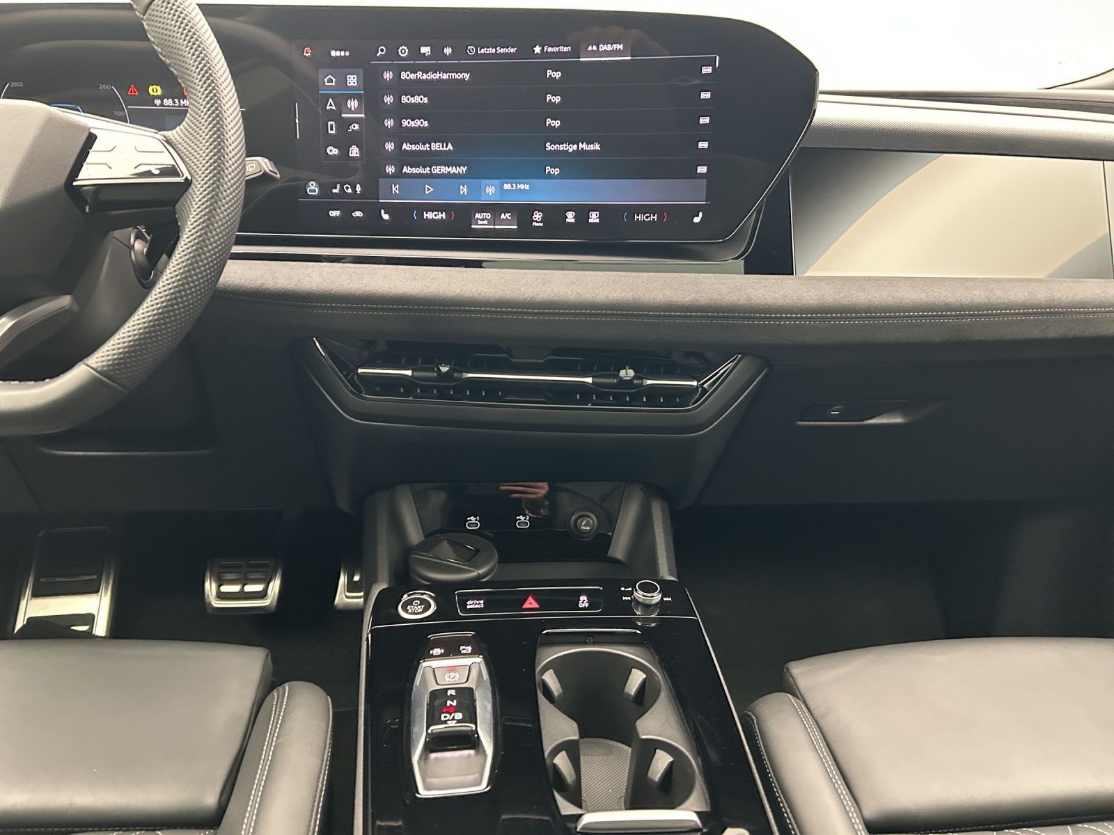 Audi Q6 e-tron - Bild 8