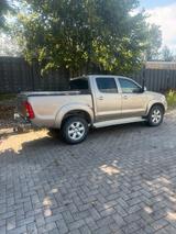 Toyota HILUX für Export - gebrauchte Toyota Hilux aus dem Jahr 2011