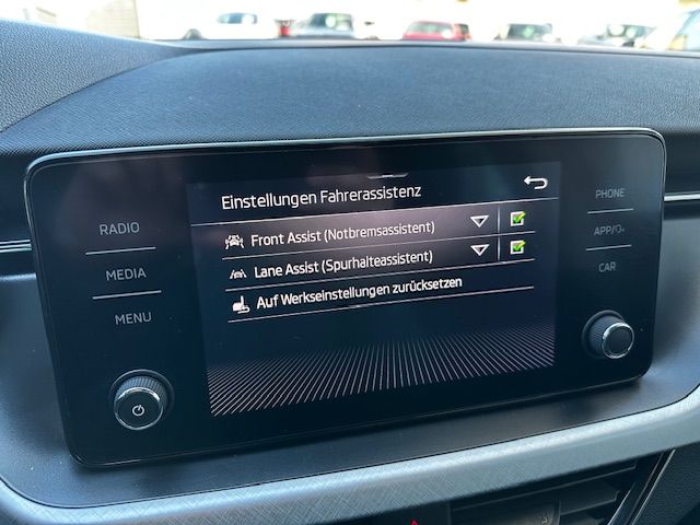 Kamiq Tour AHK;LED;KAMERA;PDC vo+hi;