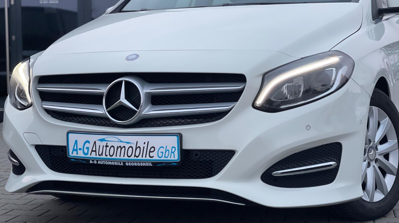 Mercedes-Benz B 180 Style LED-Scheinwerfer Business Paket PDC