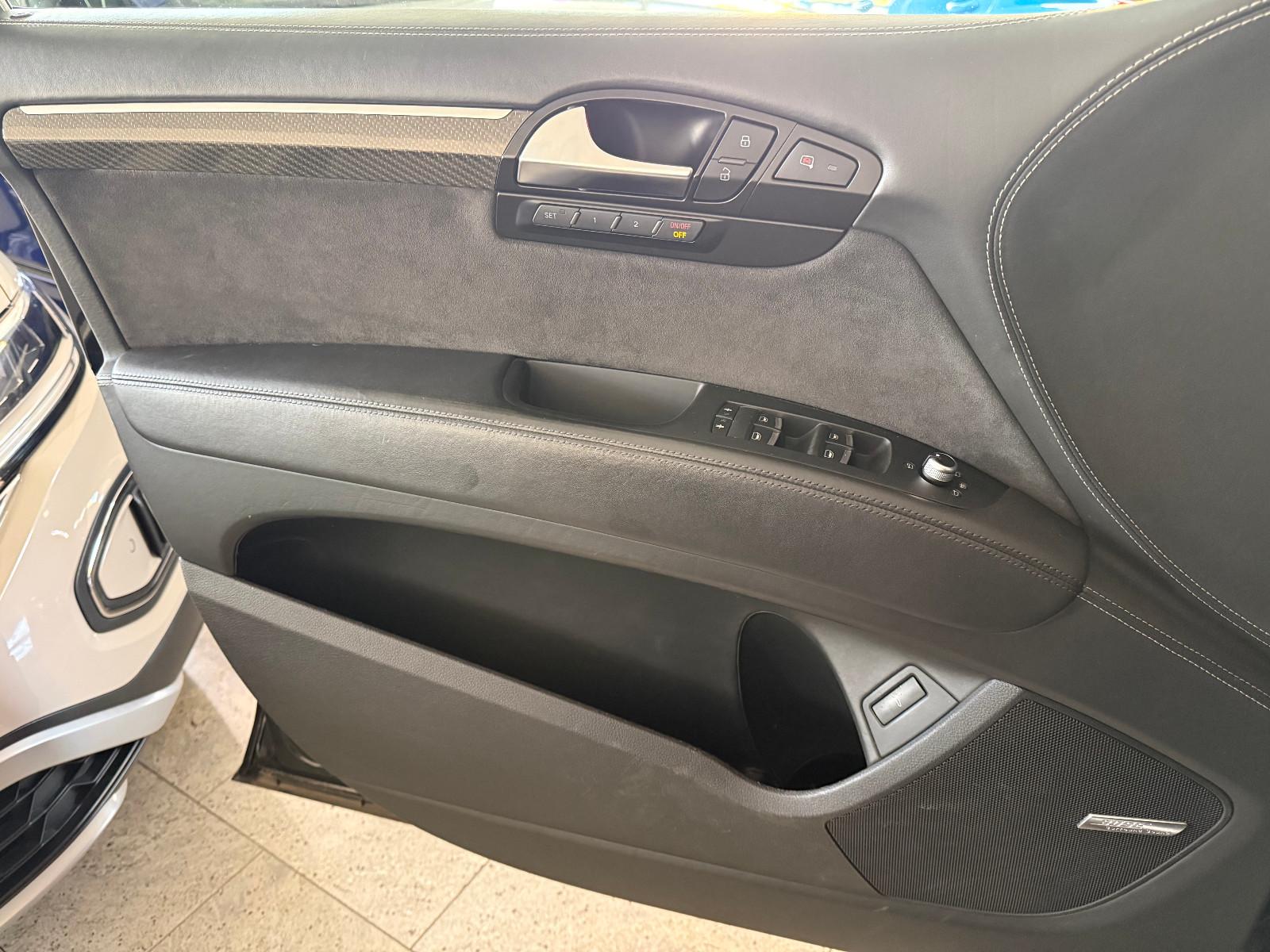 AUDI Q7 6.0 TDI V12 500ch QUATTRO - CÉRAMIQUE - BOSE - SUSPENSION PNEUMATIQUE - CARBON REAR ENTERTAINMENT - ATTELAGE PIVOTANT