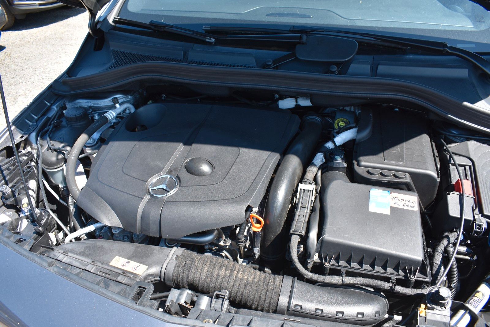 Fahrzeugabbildung Mercedes-Benz B 200 CDI Automatik Sport Paket Navi Sitzheizung