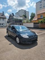 Ford Focus 1,6TDCi 115PS TÜV, Bremsen, Service NEU 