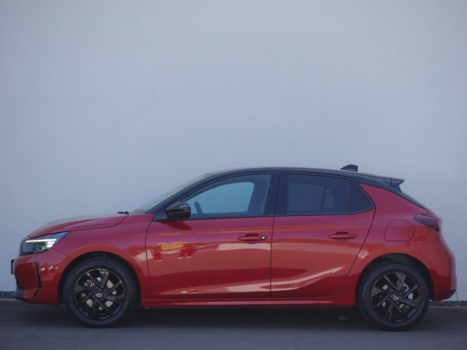 Fahrzeugabbildung Opel Corsa GS 1.2T,Navi,Kamera,MatrixLED,Sitzhzg,DAB+
