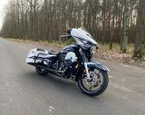 Harley-Davidson Street Glide CVO - Motorräder in Solingen