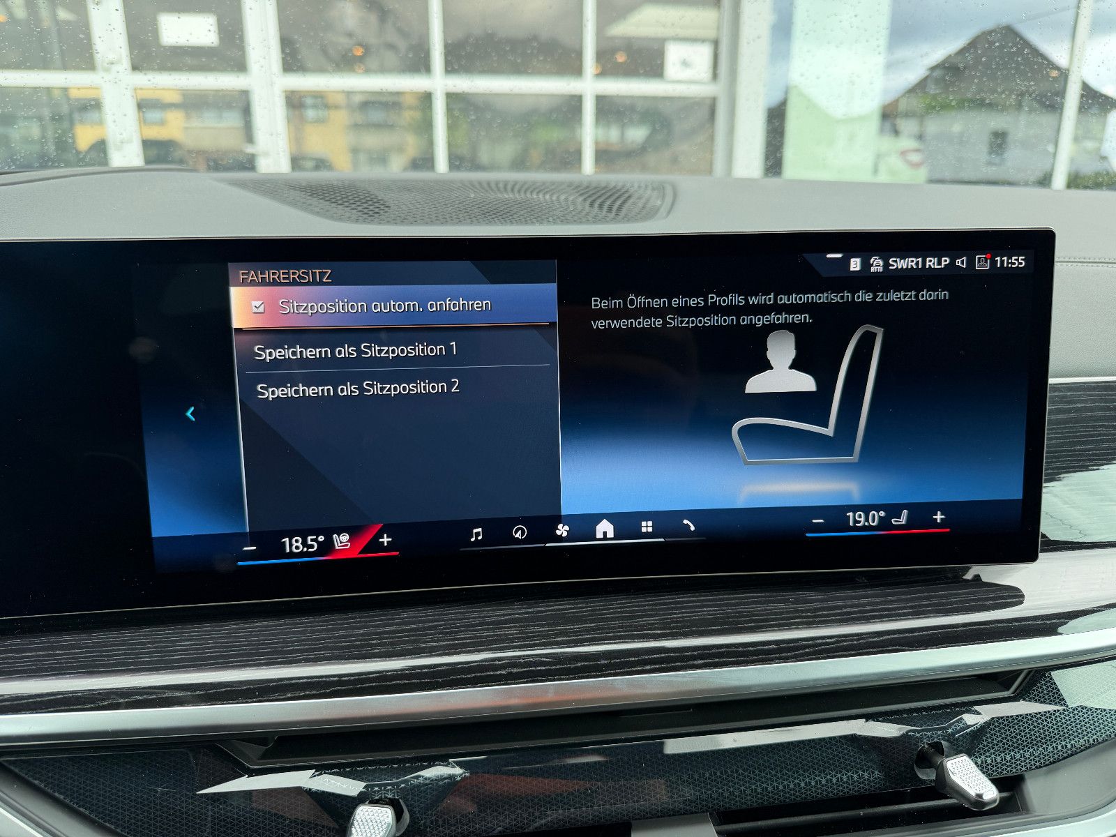 Fahrzeugabbildung BMW X5 30 d xDrive M Sport/HEAD-UP/360°/SOUND/AMBIEN