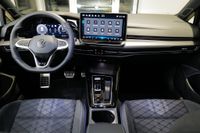 Volkswagen Golf VIII 2.0TSI DSG 4Motion R-Line Pano AHK DCC