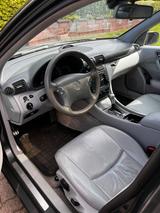 Mercedes-Benz Mercedes c Klasse 270 cdi - gebrauchte Mercedes-Benz E 270 aus dem Jahr 2001