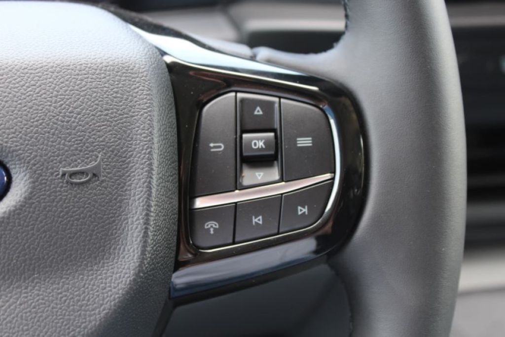 Fahrzeugabbildung Ford Transit Custom 280 L1H1 Trend