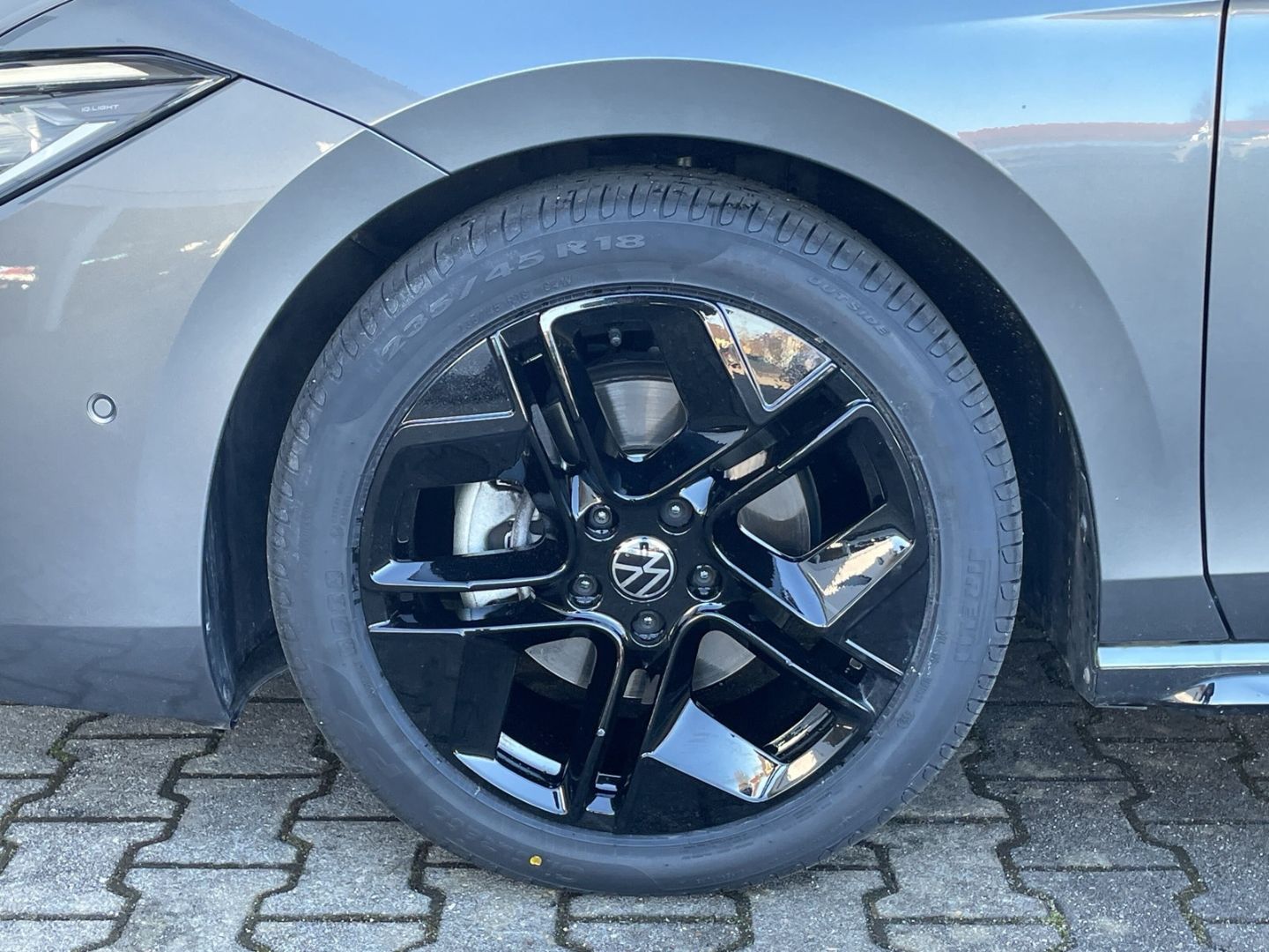 Passat 2.0 TDI R-Line AHK/Kamera/Keyless/Matrix/