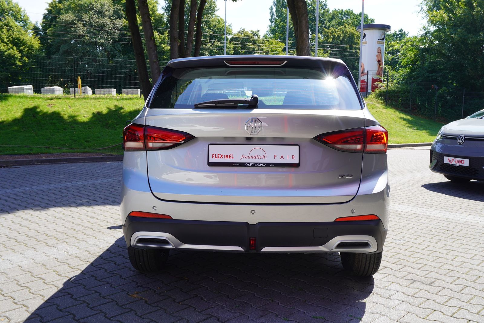 MG ZS