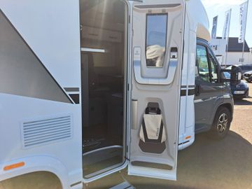 Knaus L!VE WAVE PLATINUM SELECTION 650 MF Live