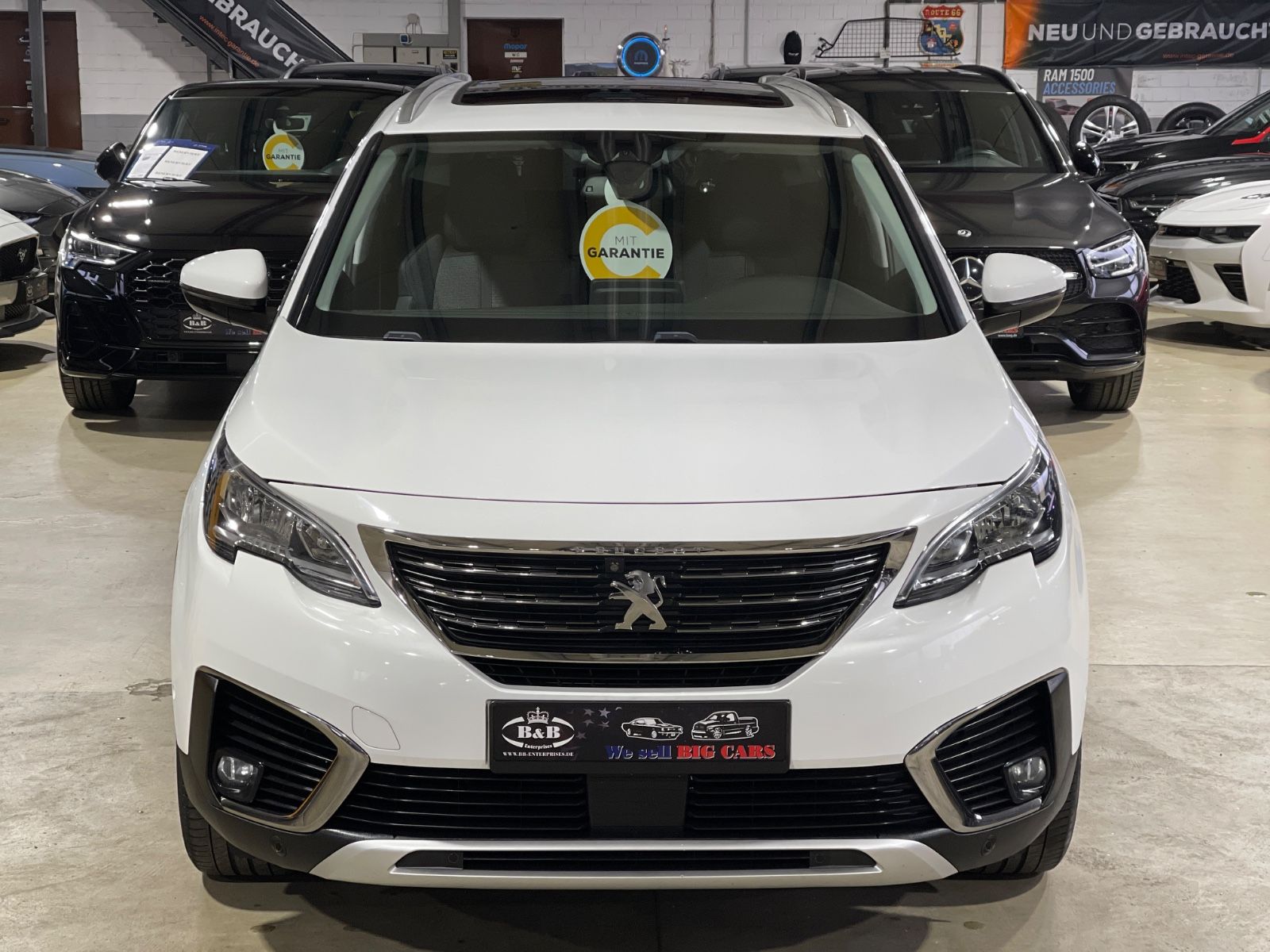 Peugeot 5008 ALLURE+360°+PANO+SHZ+SPURH.+TOTW.ASSIST imagem 3