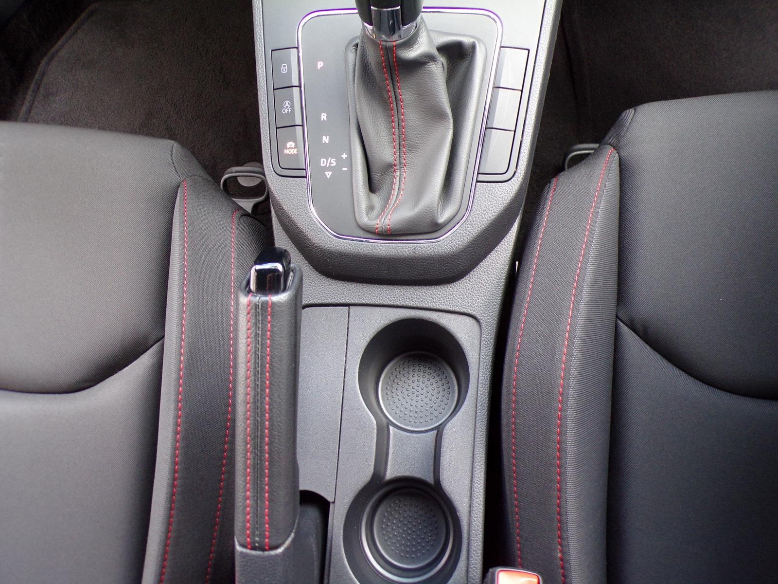 Seat IBIZA 1.0 TSI DSG FR / LED'S+17'+SITZHZG
