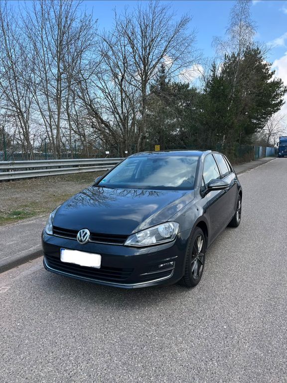 Image of Volkswagen Golf