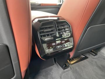 2022 BMW IX 缩略图 29