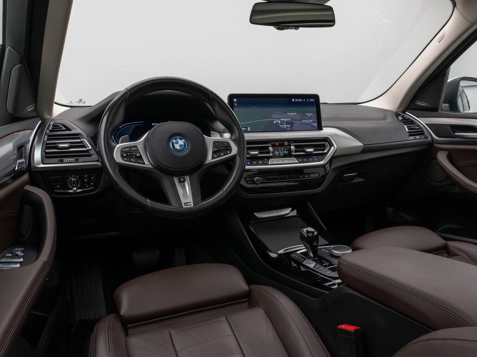 Fahrzeugabbildung BMW X3 xD30e Panorama 360°HUD DAB H/K Komfort 20Zoll