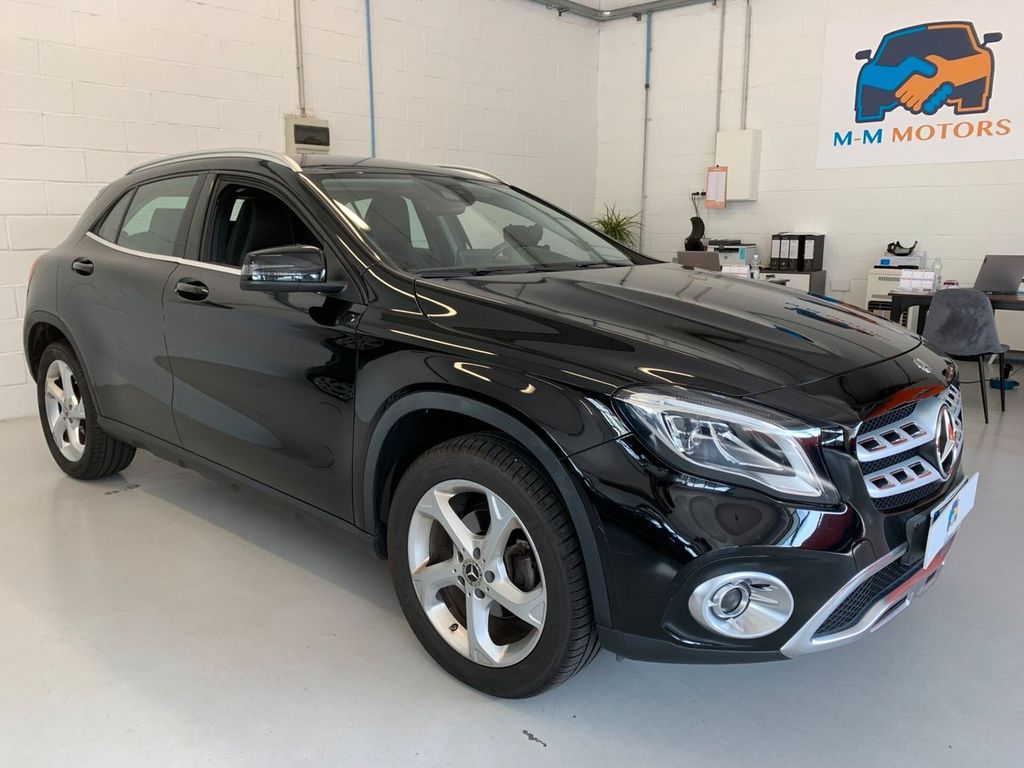 Image of Mercedes-Benz GLA 220
