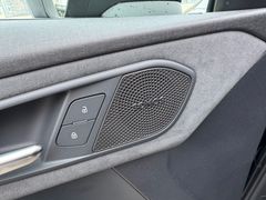 AUDI Q3 TDI SUV S-LINE /PANO/ALCANTARA AUDI Q3 TDI SUV S-LINE /PANO/ALCANTARA