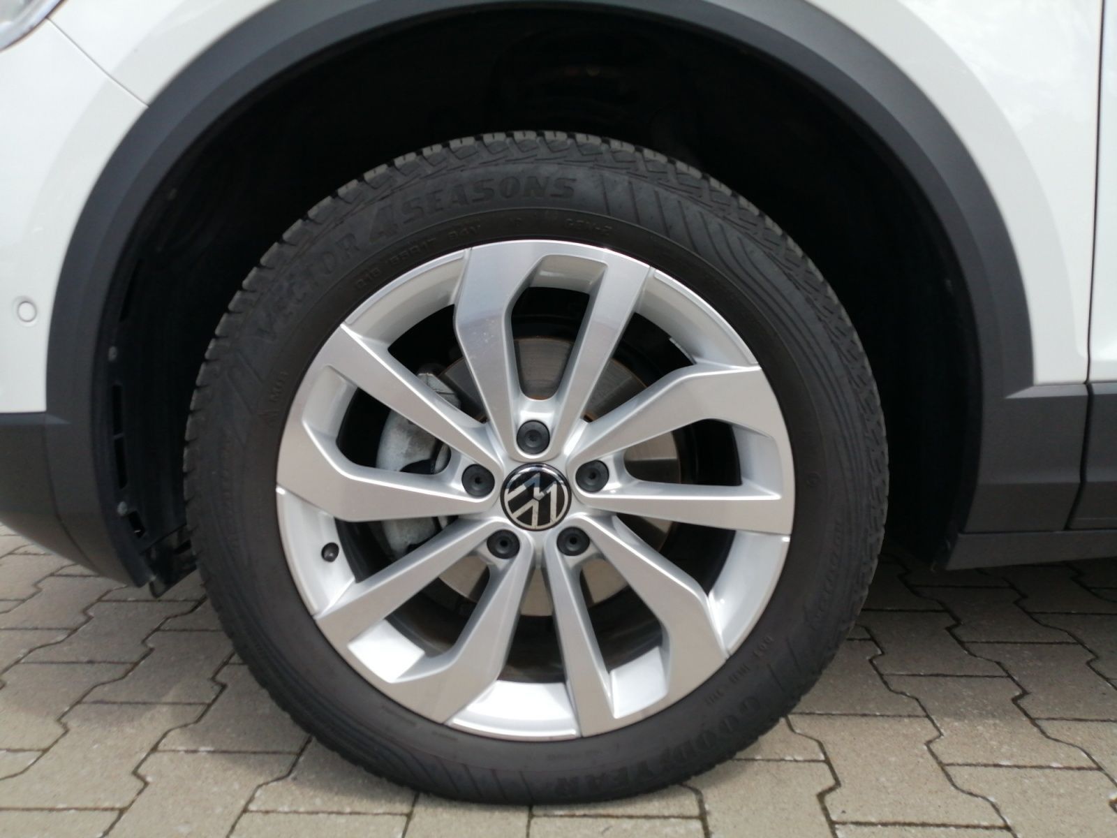 Volkswagen T-Roc - Bild 10