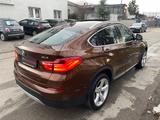 BMW X4 xDrive 30d Navi*HeadUp*SHD*Kamera*Bi-Xen*1HD* - BMW X4 mit Schiebedach