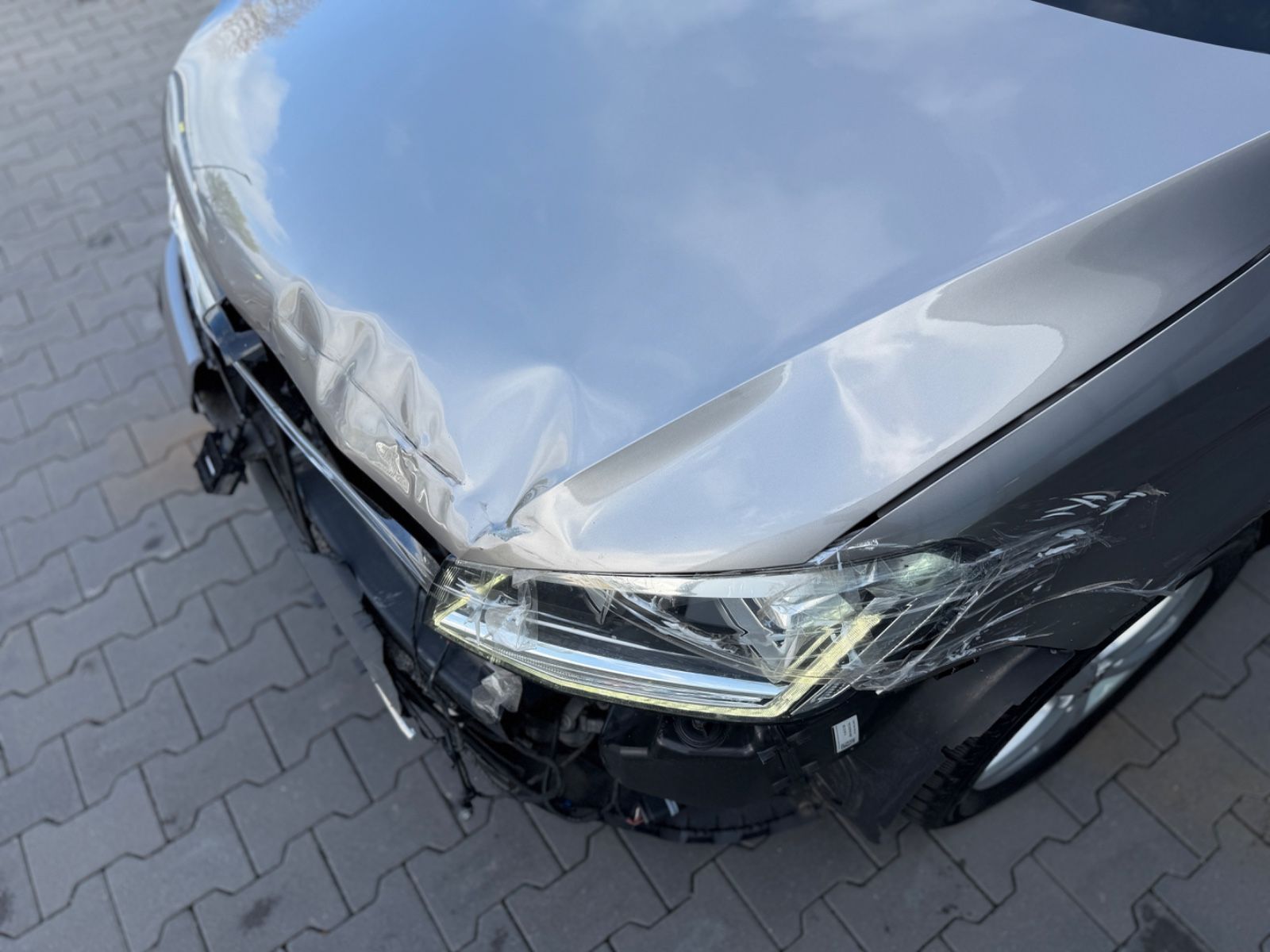 Caddy Maxi Highline 2.0 TDI DSG Navi BI-Xenon