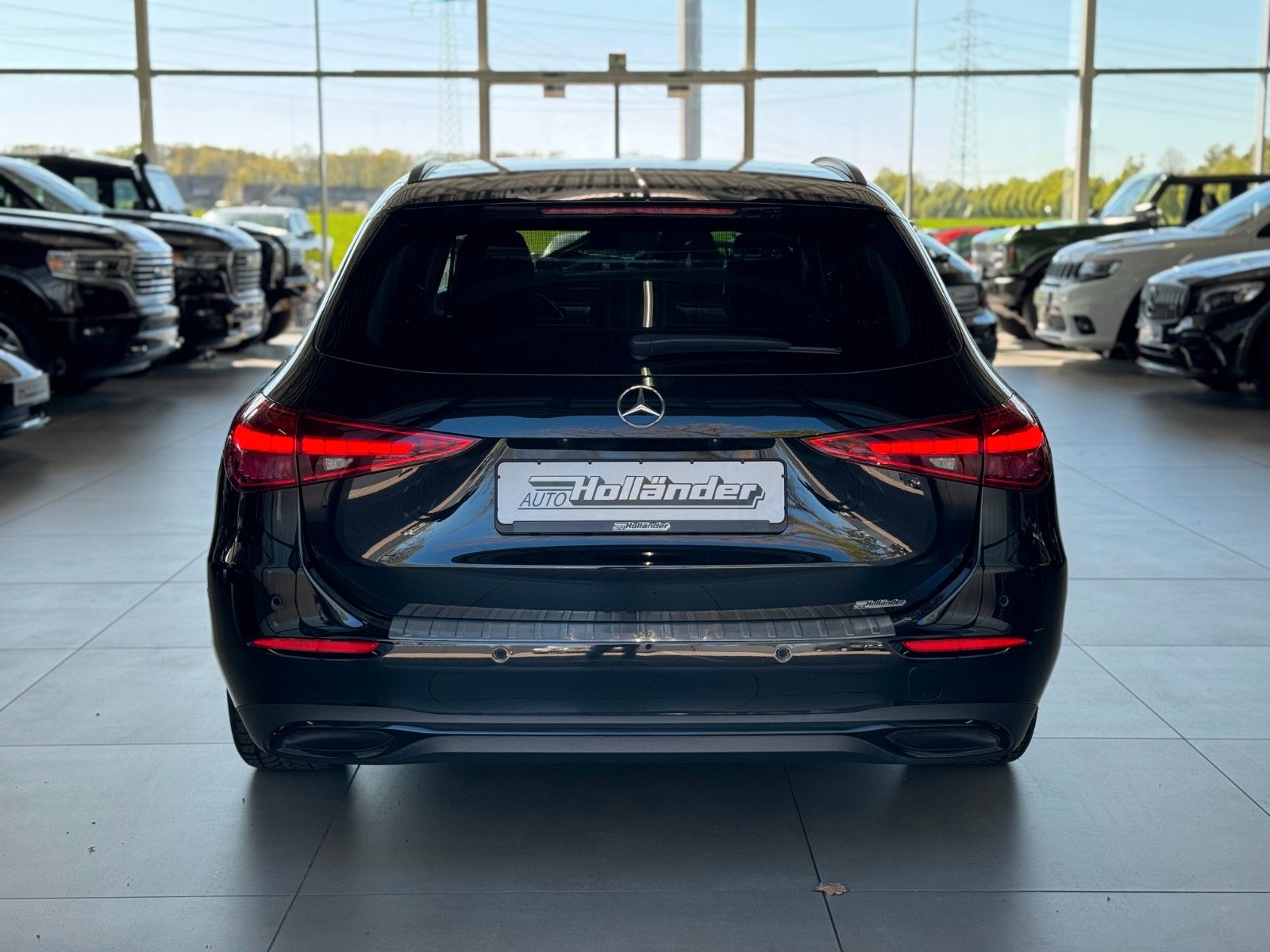 Fahrzeugabbildung Mercedes-Benz C 200 d T Avantgarde Night-Paket Business-Paket