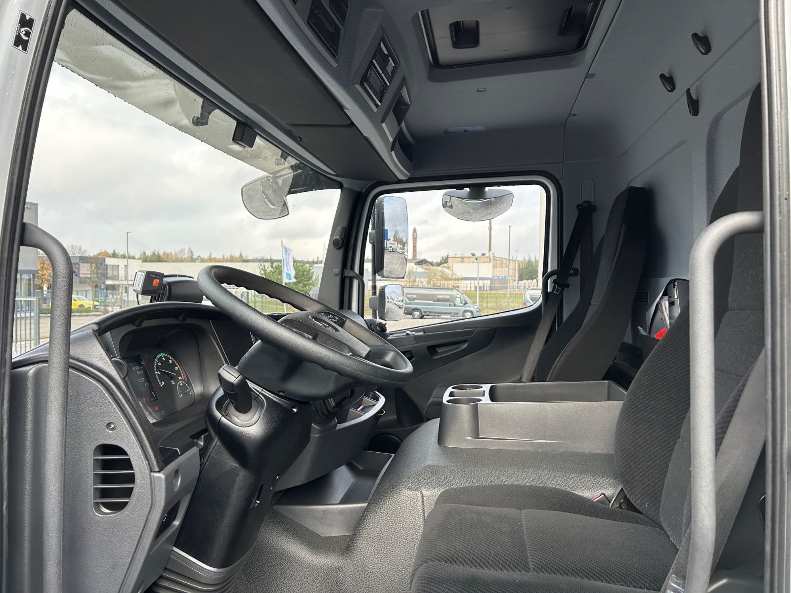 Fahrzeugabbildung Mercedes-Benz Atego 1524 Tiefkühler Carrier LBW