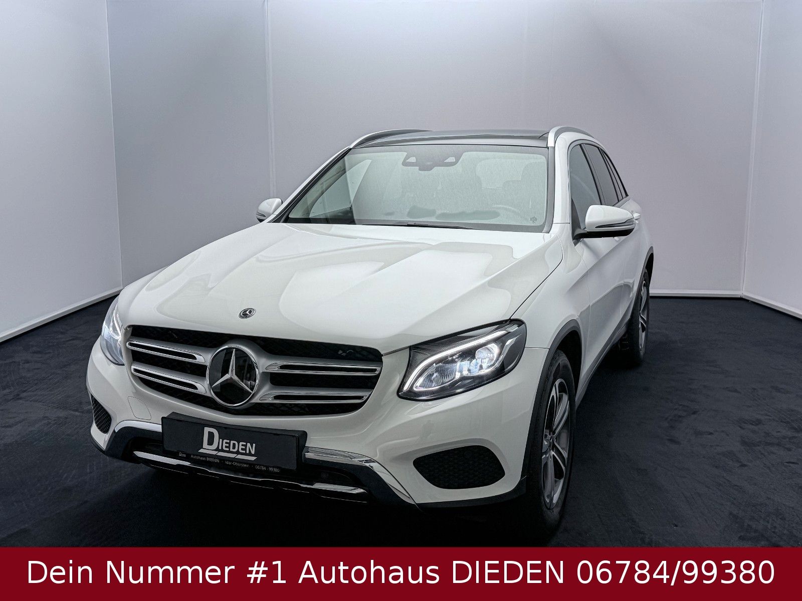 MERCEDES-BENZ GLC 250 4Matic AMG Line + KAMERA + PANO